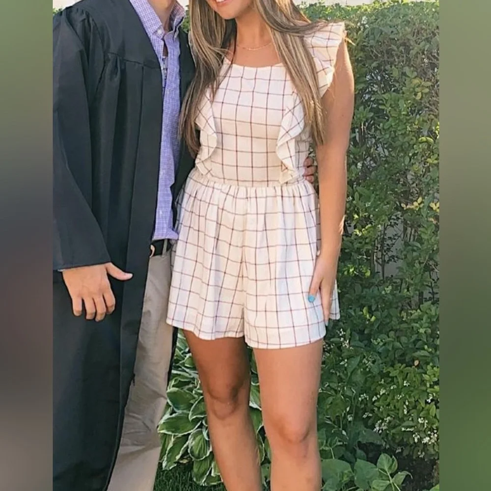Romper - Picture 1 of 4